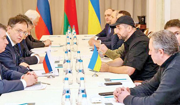 Ukraine-and-Russia-finish-the-first-round-of-peace-talks